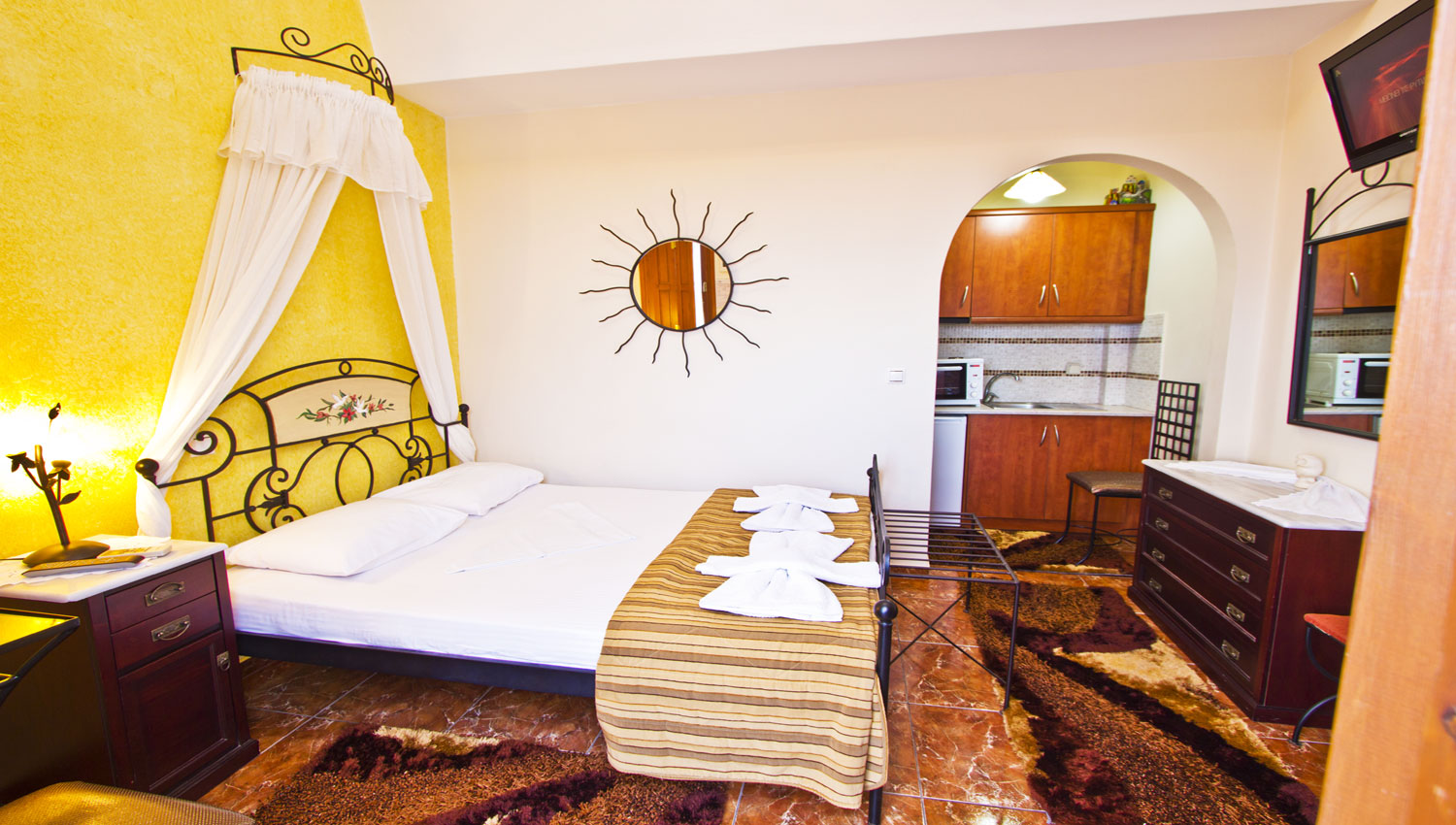Apartment Double Bed 
